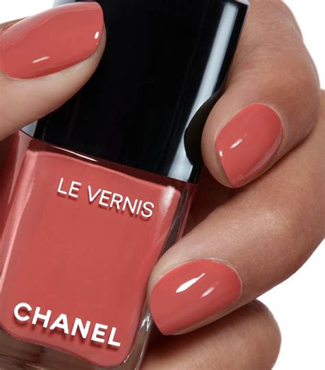 The 11 Best Chanel Nail Polishes Of All Time, According to the 